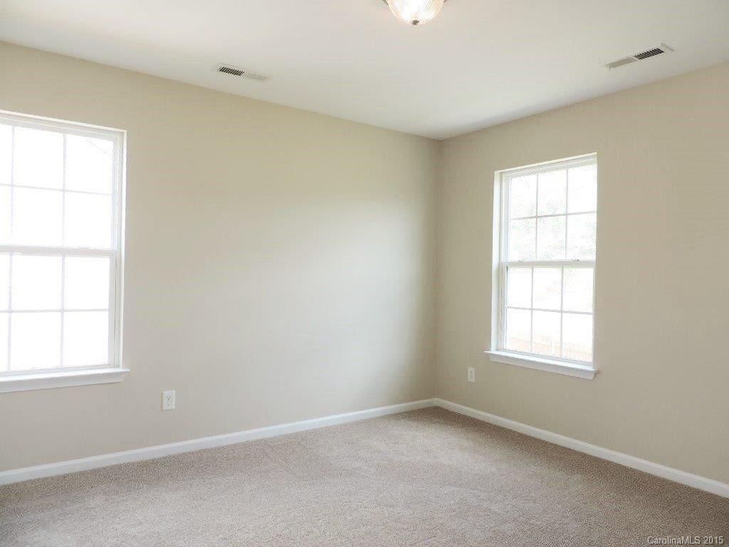 Jones Branch - Residential