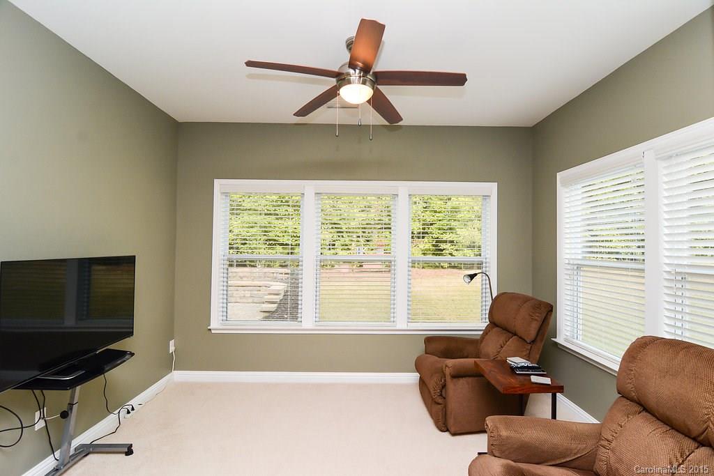 Lakeridge - Residential