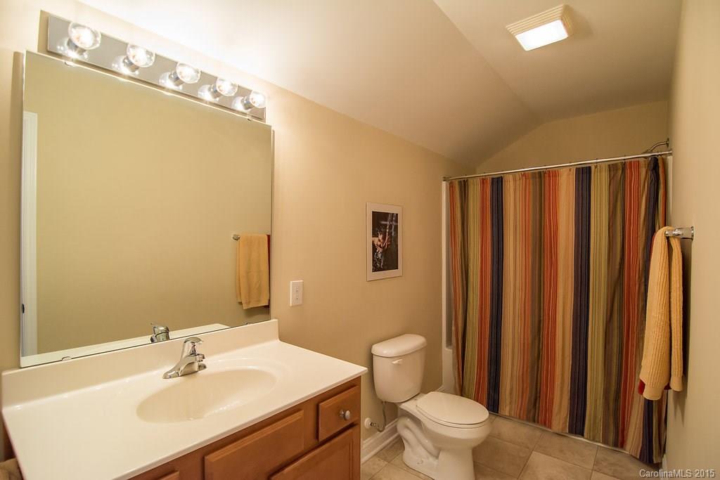 Lakeridge - Residential