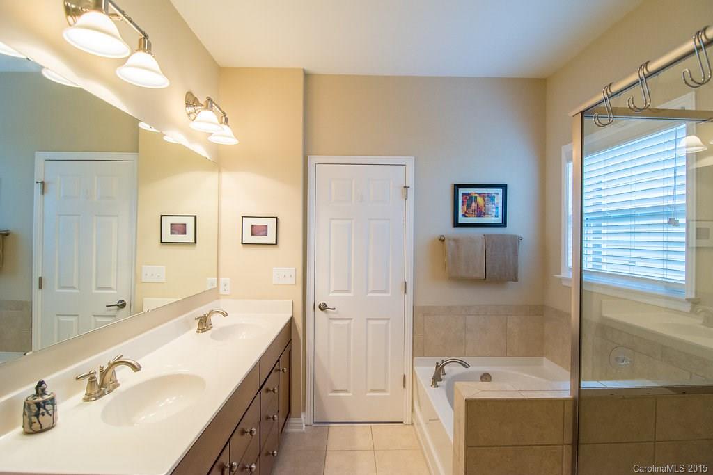 Lakeridge - Residential