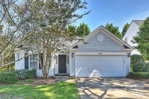 8612 Cedardale Ridge Court Charlotte NC 28269