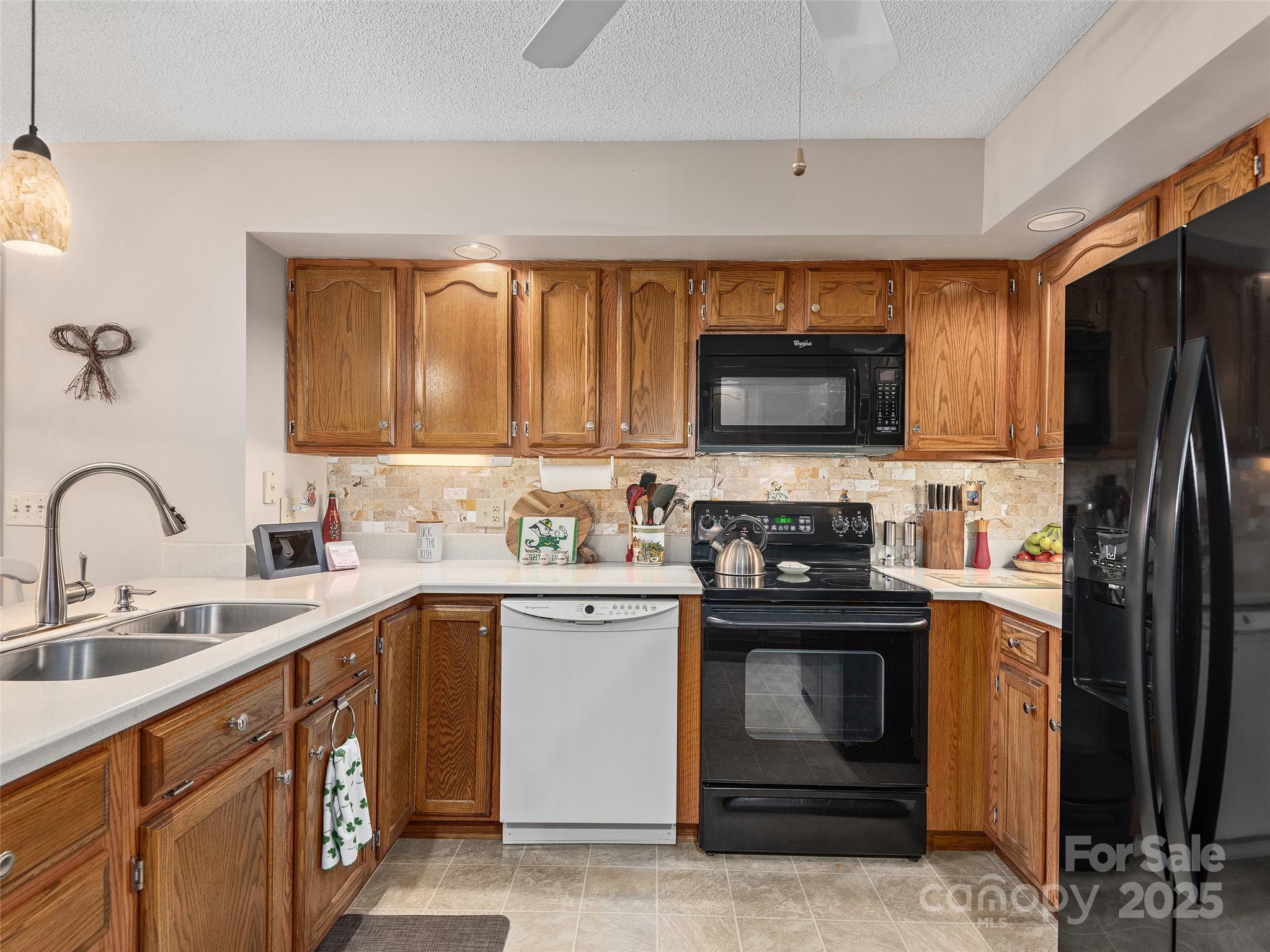 Etowahs Reach - Residential