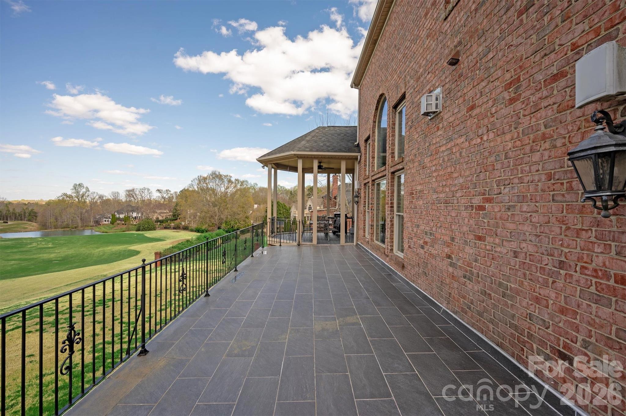 Firethorne - Residential