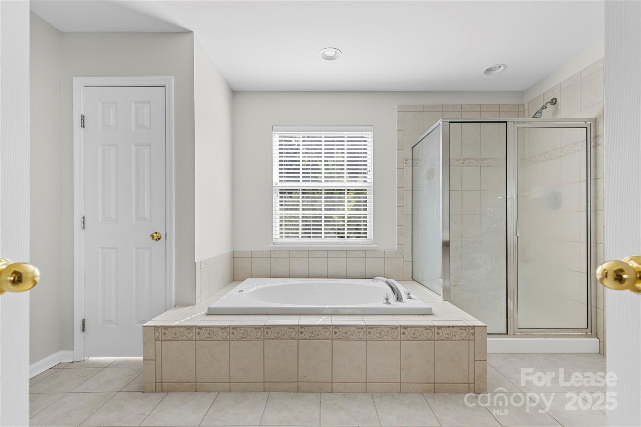 Brandon Oaks - Residential Lease