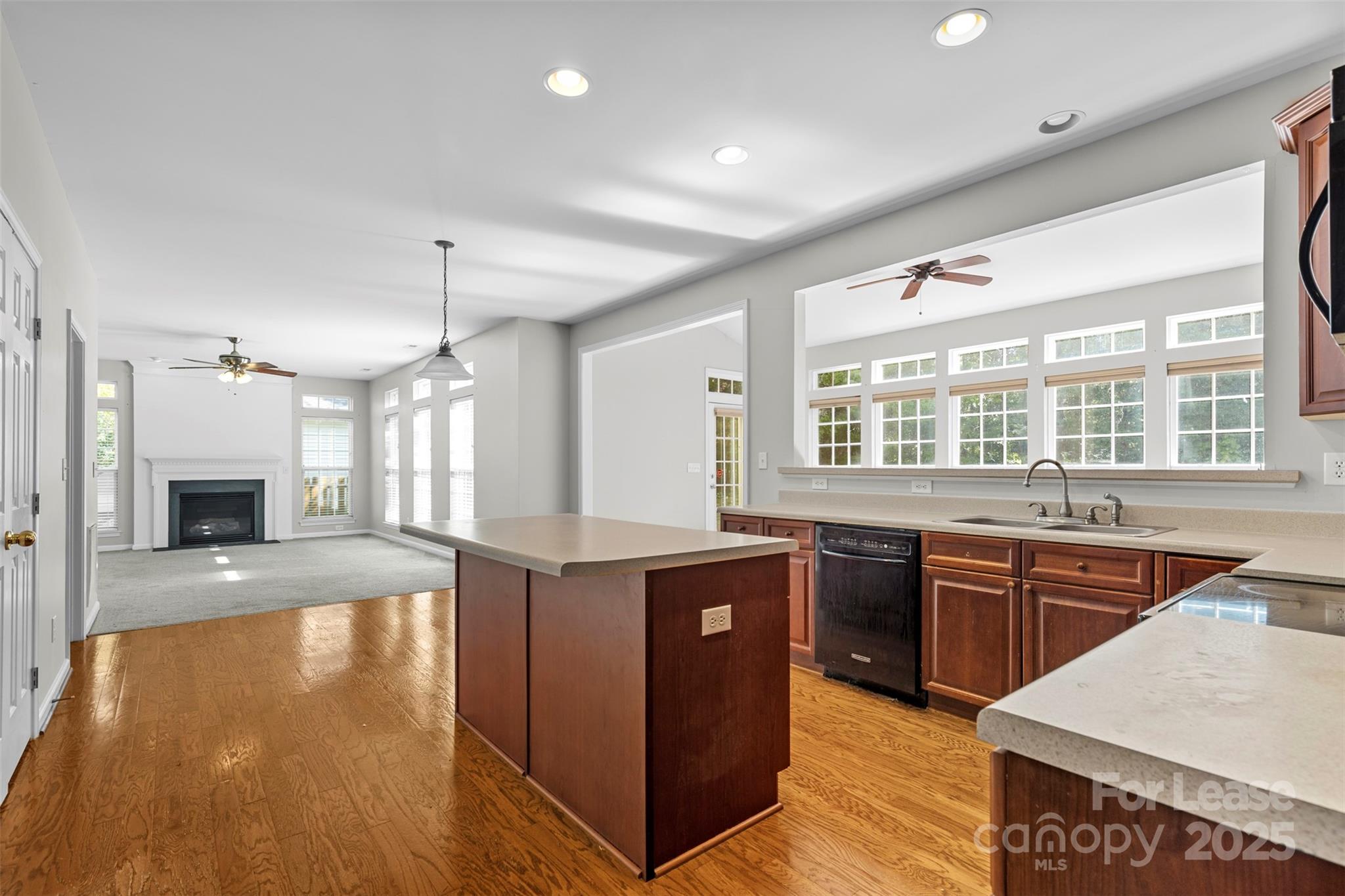 Brandon Oaks - Residential Lease