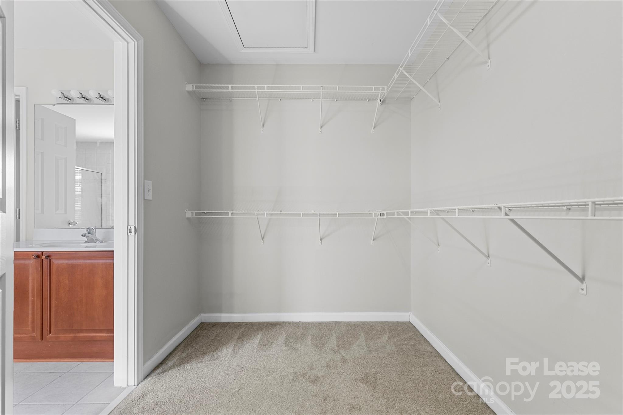 Brandon Oaks - Residential Lease