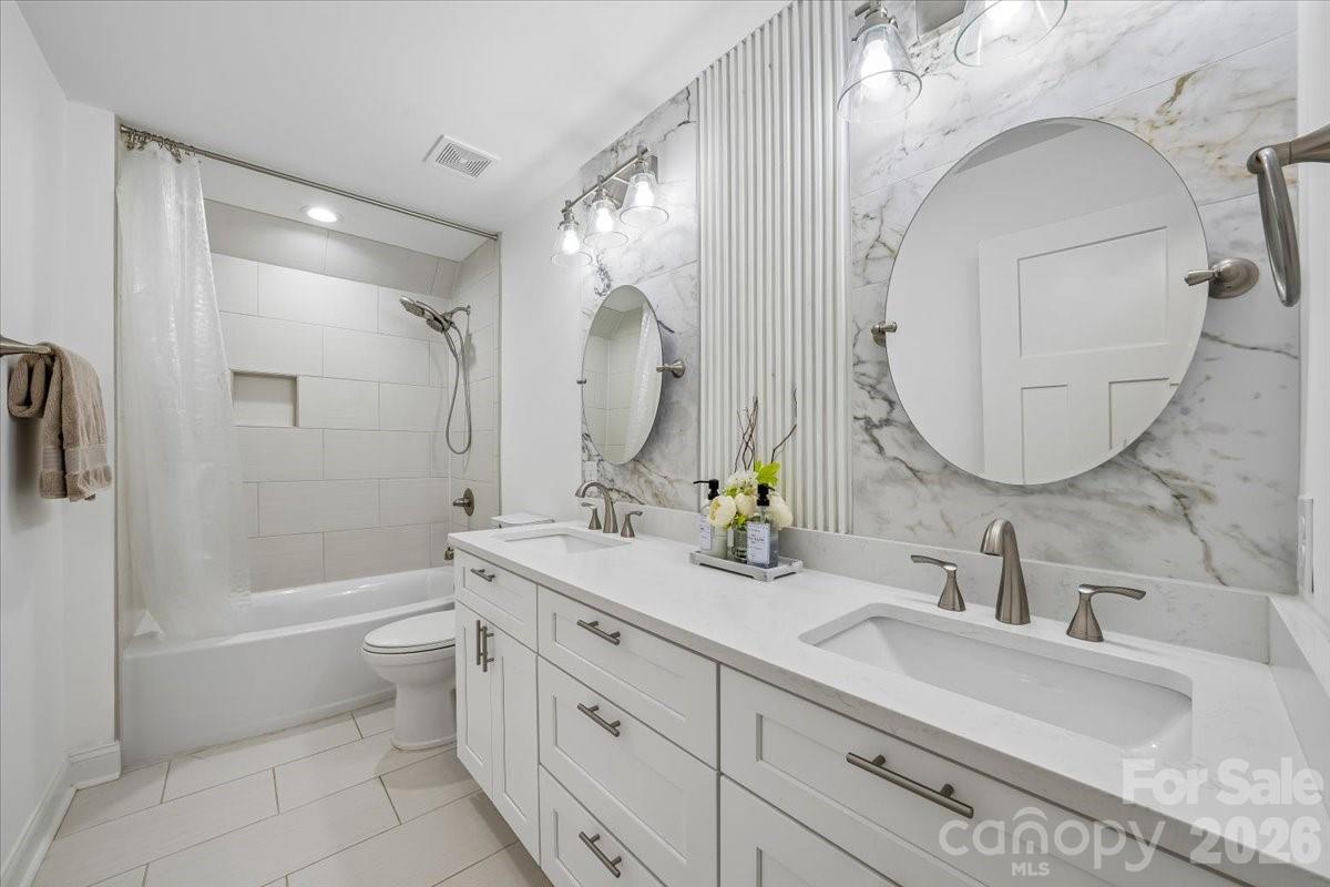 The Preserve at Kinsley Lakes - Residential