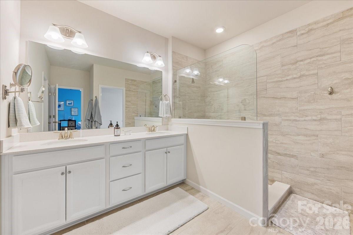 The Vineyards on Lake Wylie - Residential