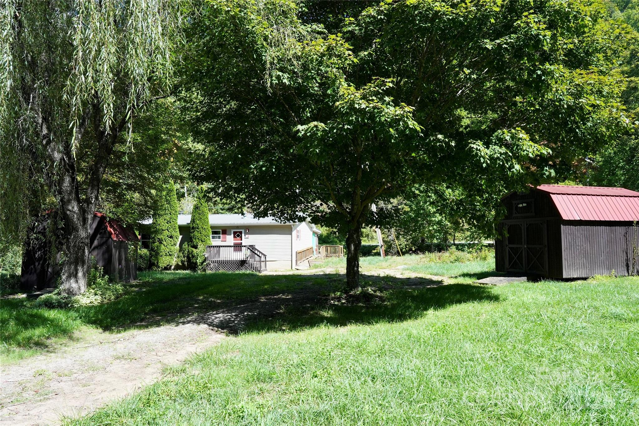 320 Pacer Trail