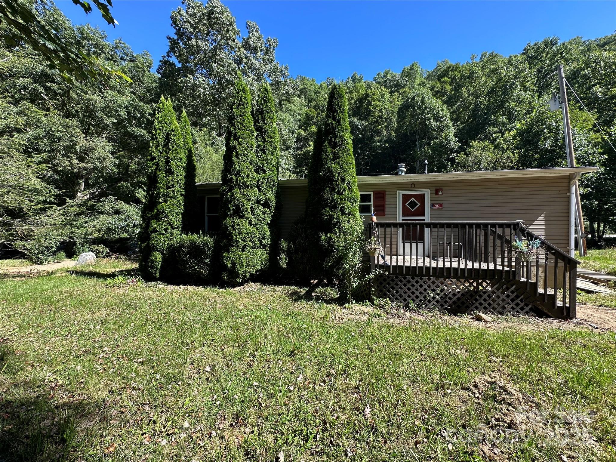 320 Pacer Trail