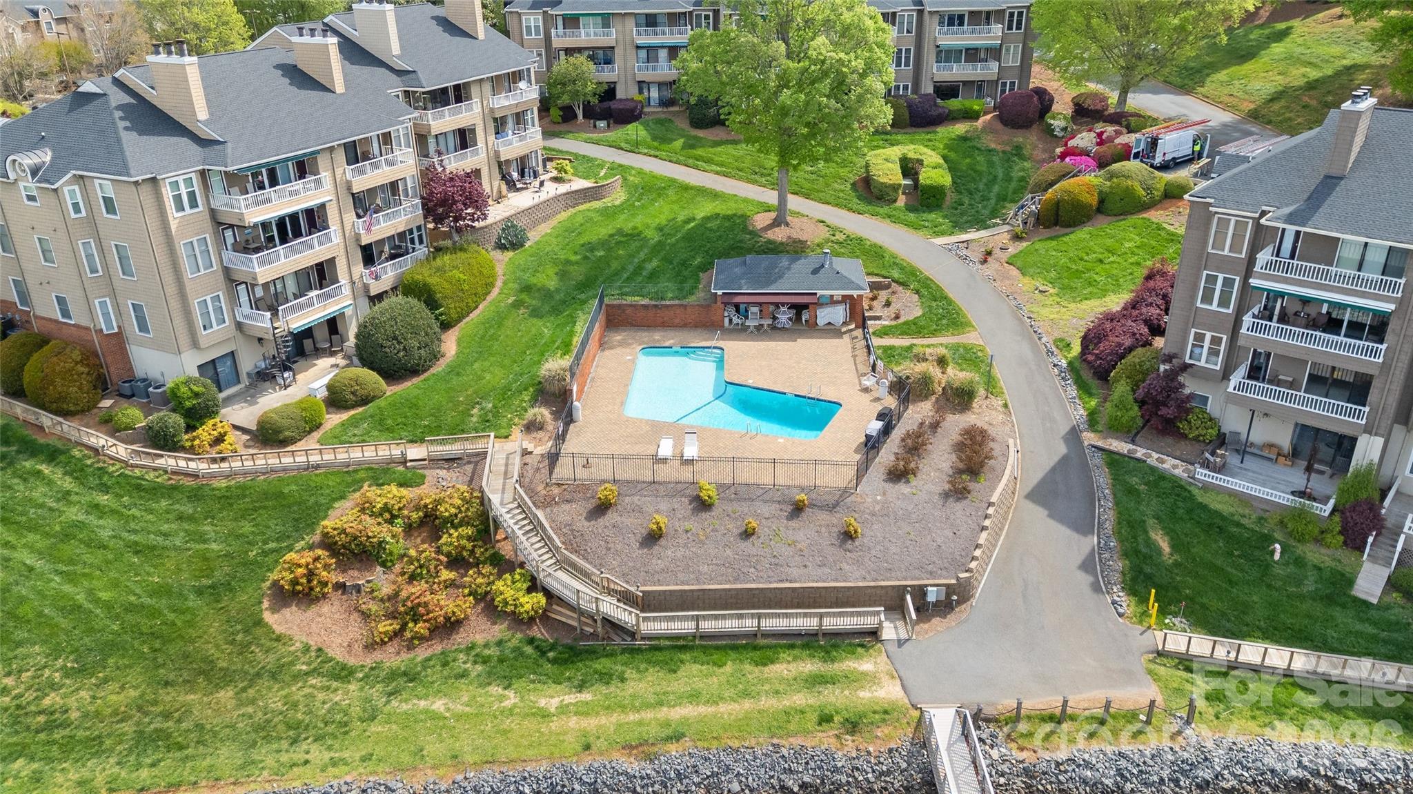 Emerald Point - Residential
