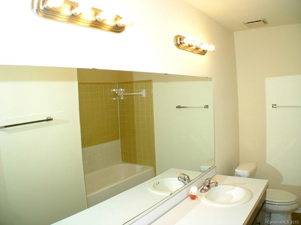 Lexington Commons - Residential