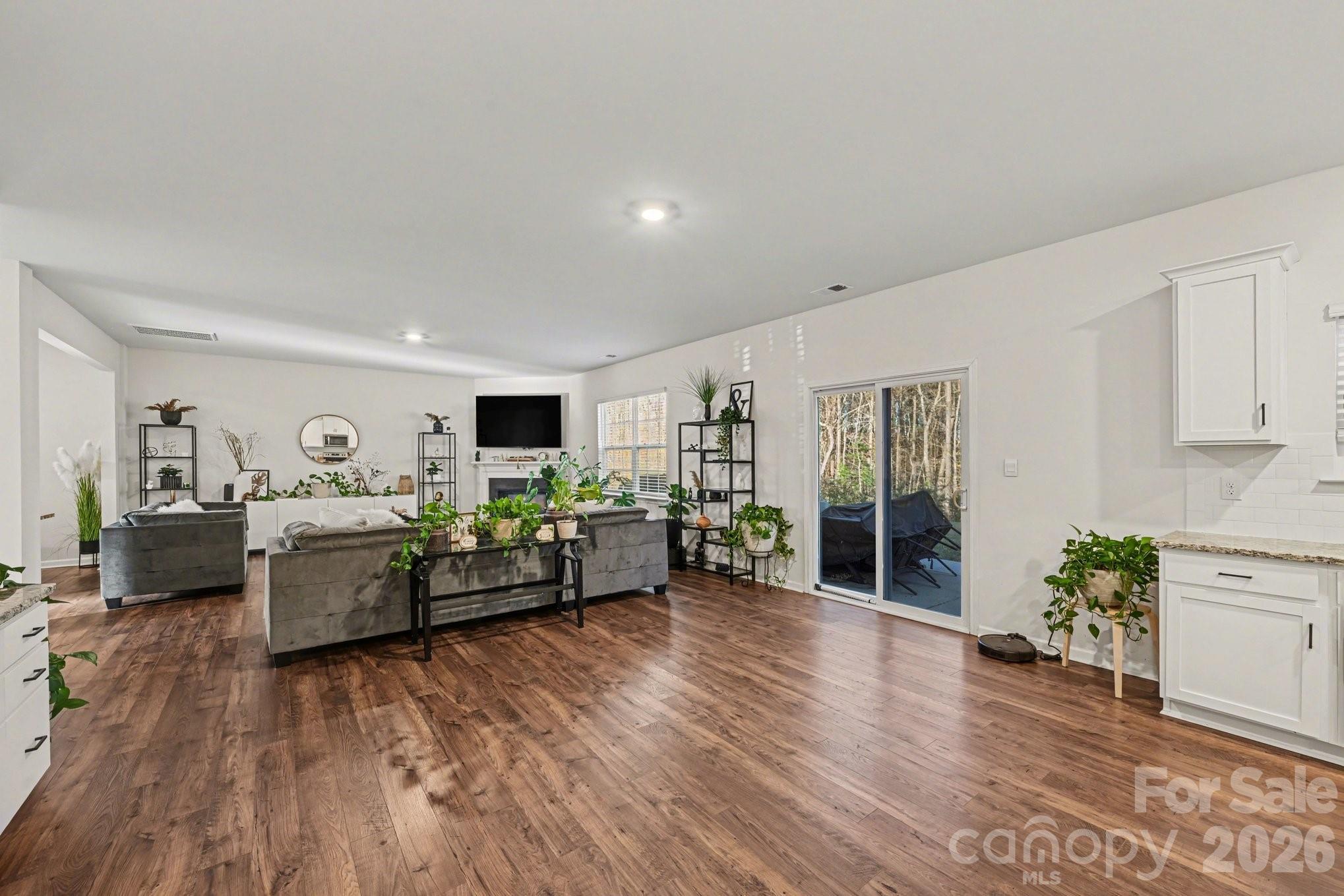 Crossroads - Residential