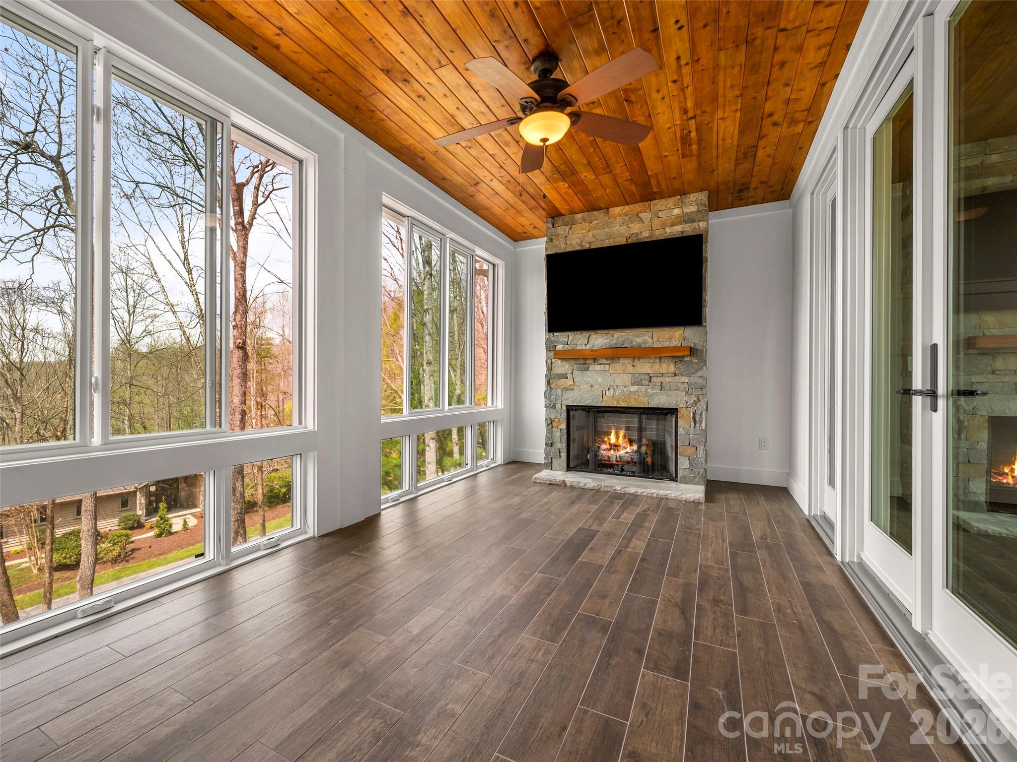 Champion Hills - Residential