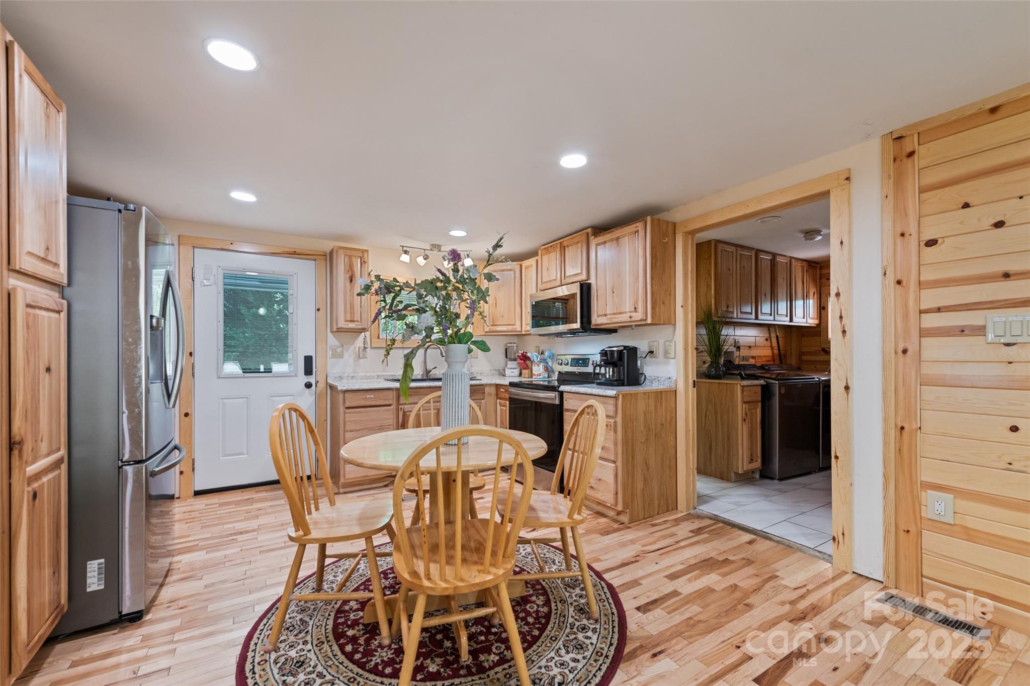 174 Lister Lane
