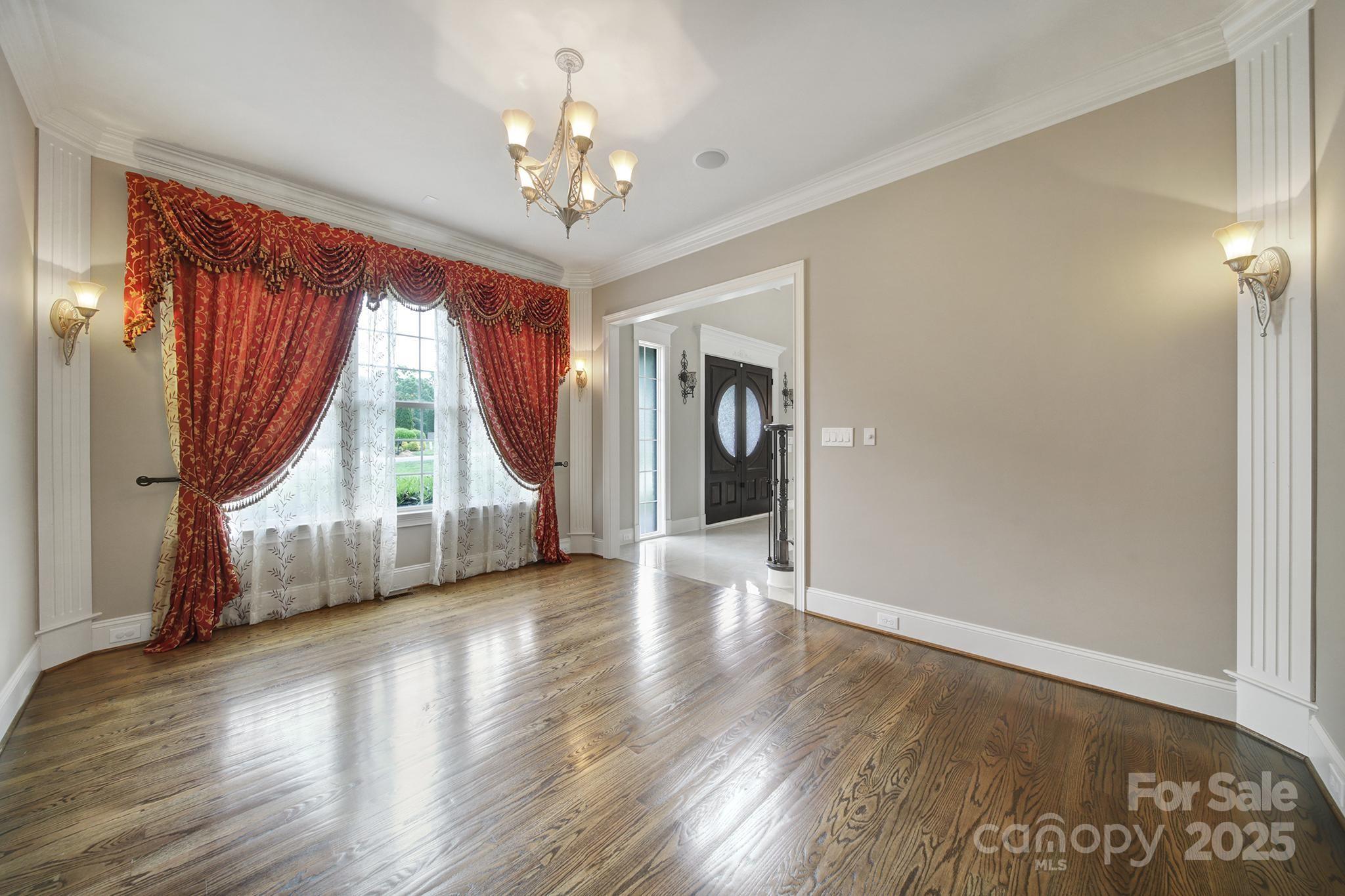802 Capington Lane