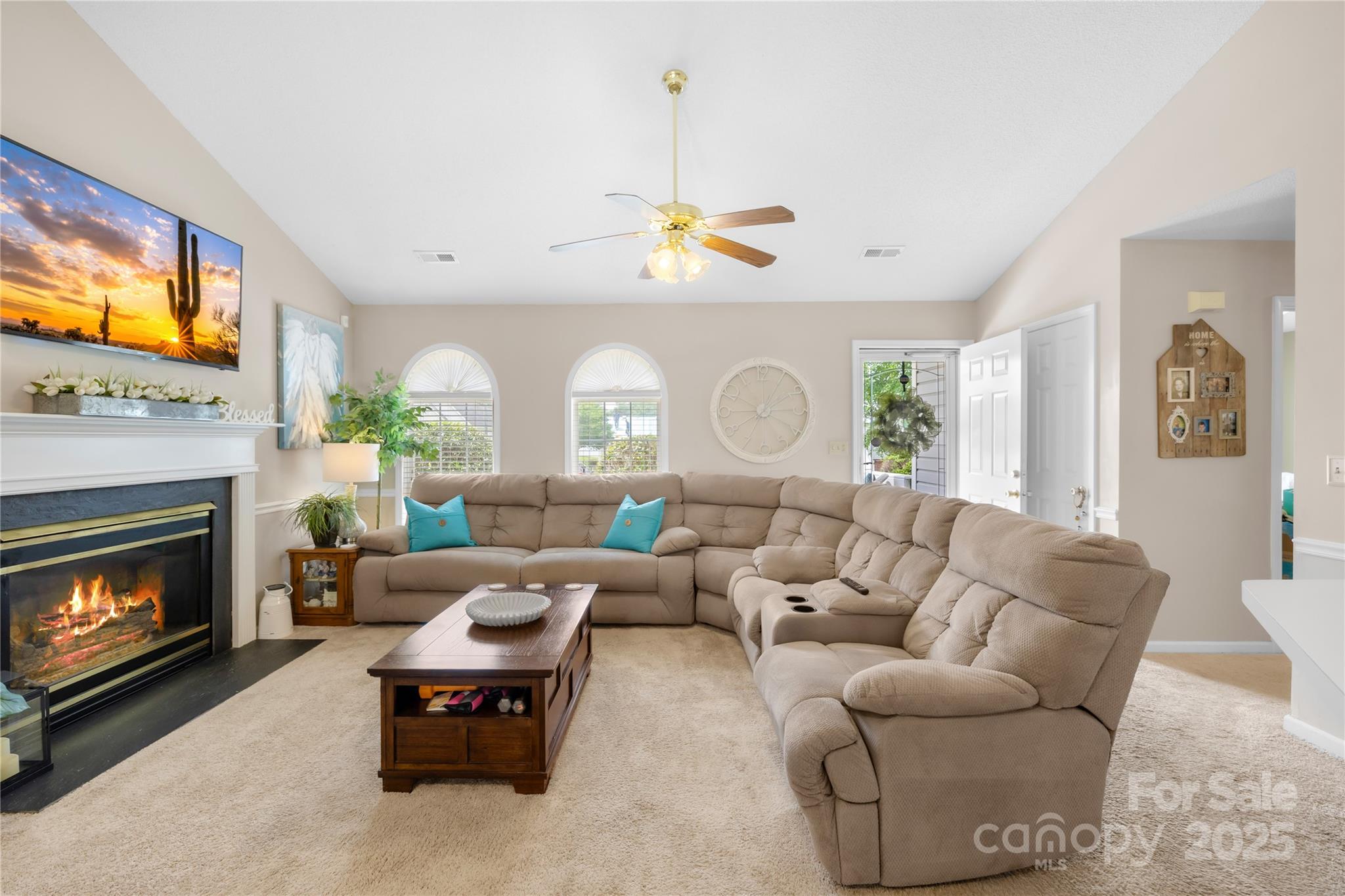 2490 Hawk Ridge Drive