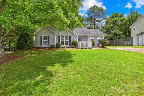 2490 Hawk Ridge Drive Gastonia NC 28056