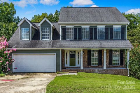 Photo of 12662 Woodside Falls Road, Pineville, NC 28134 (MLS # 4297514)