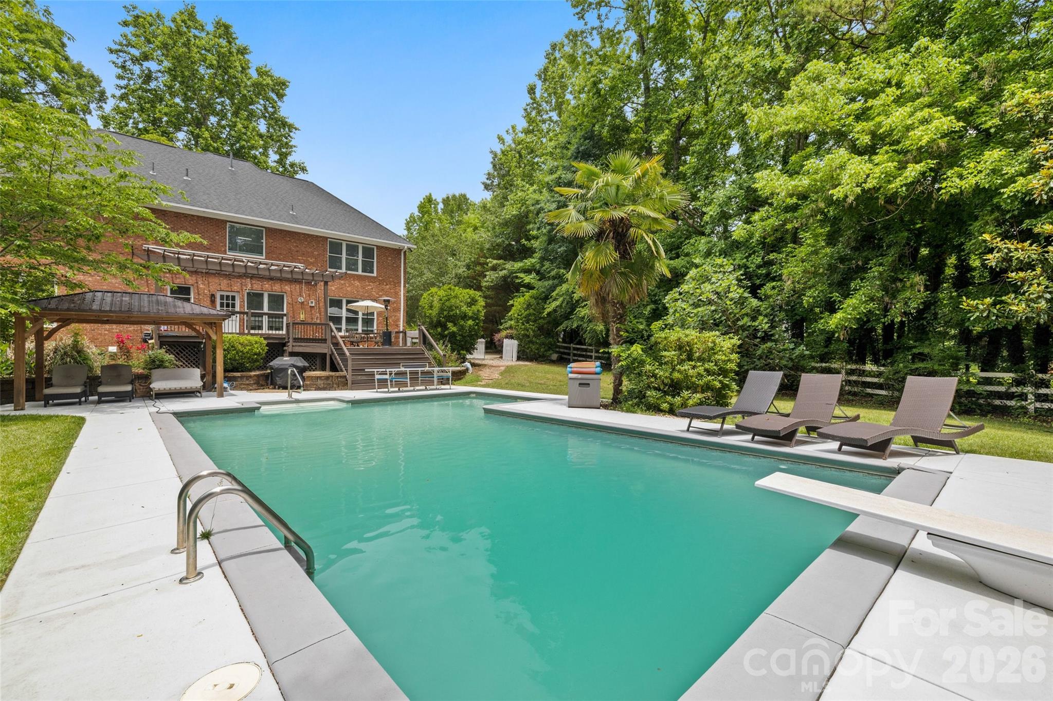 Miller Pond - Residential
