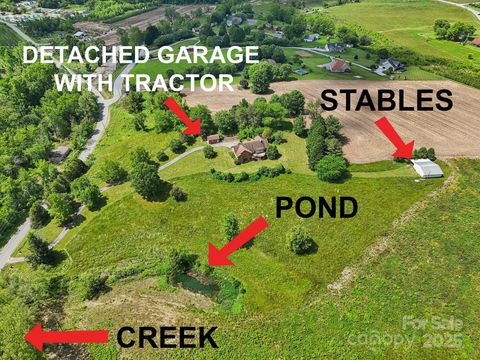 2281 Bearwallow Road Edneyville NC 28792