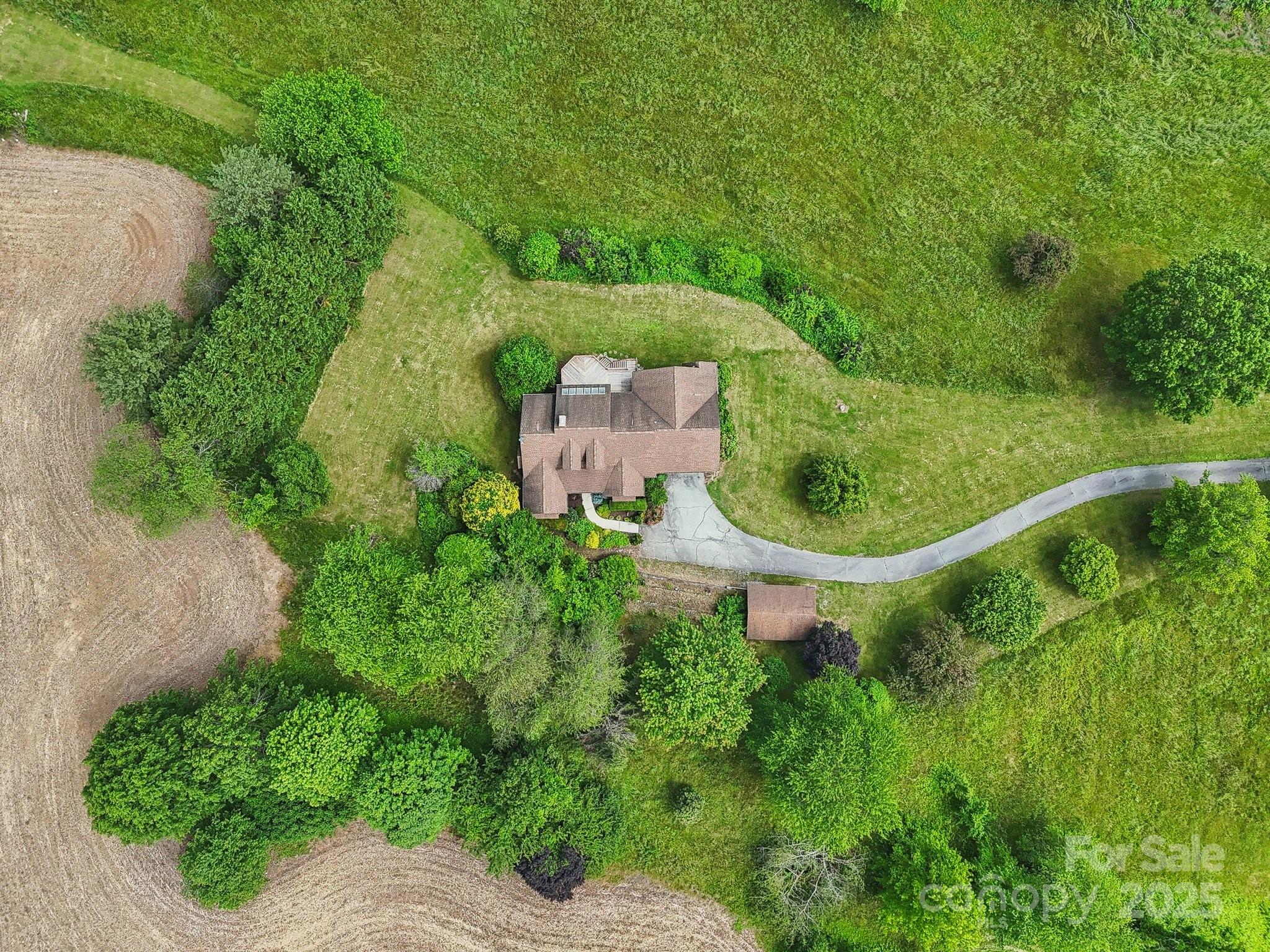2281 Bearwallow Road
