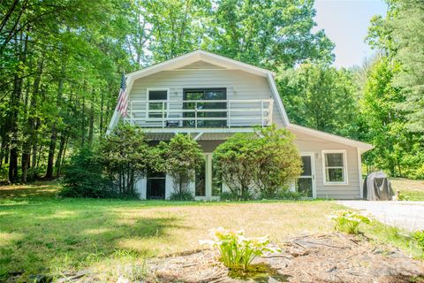 Photo of 1202 Cannon Drive, Lenoir, NC 28645 (MLS # 4375052)