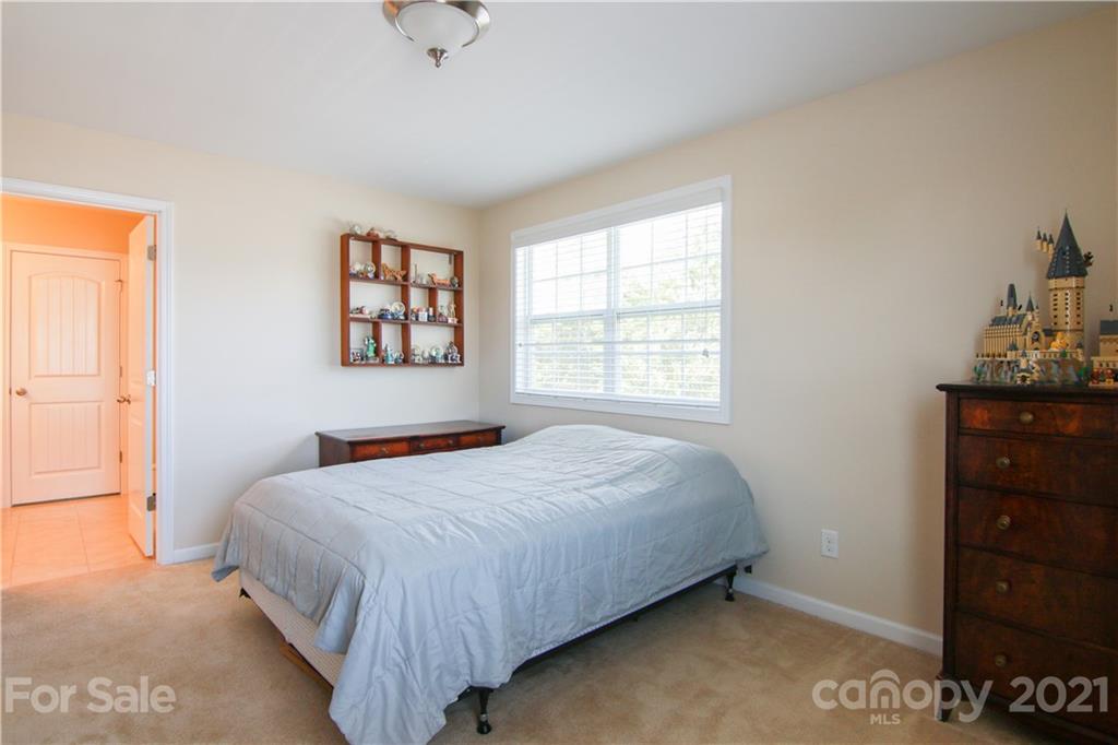 Brandon Oaks - Residential