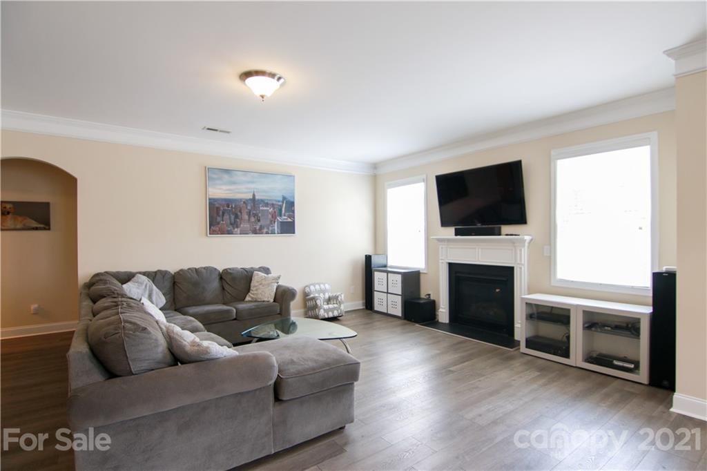 Brandon Oaks - Residential