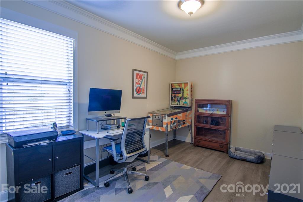 Brandon Oaks - Residential