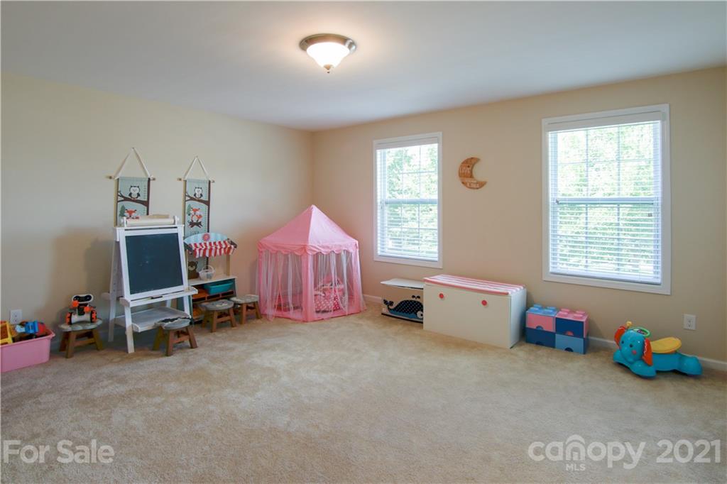 Brandon Oaks - Residential