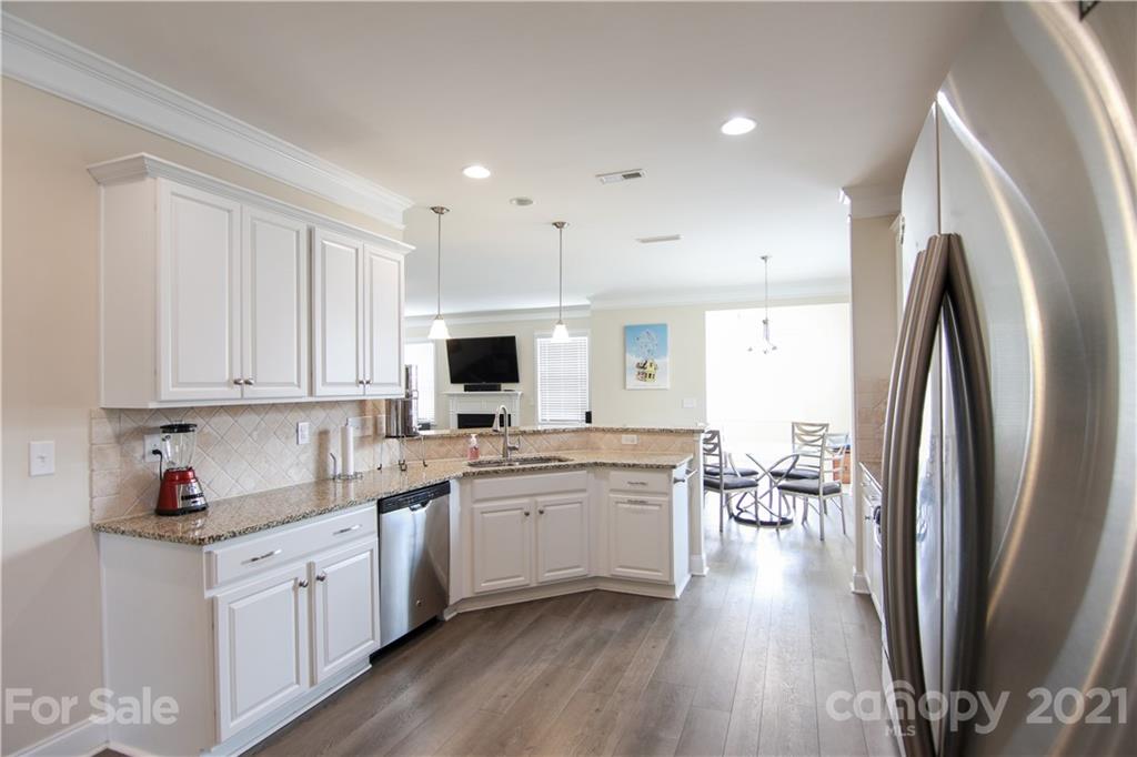 Brandon Oaks - Residential