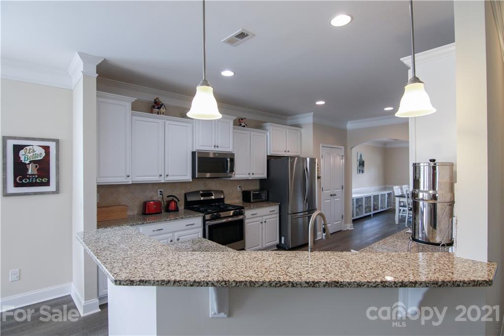 Brandon Oaks - Residential