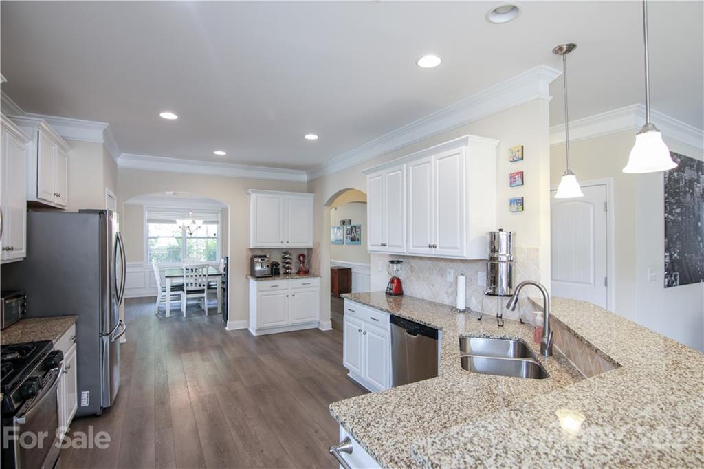 Brandon Oaks - Residential