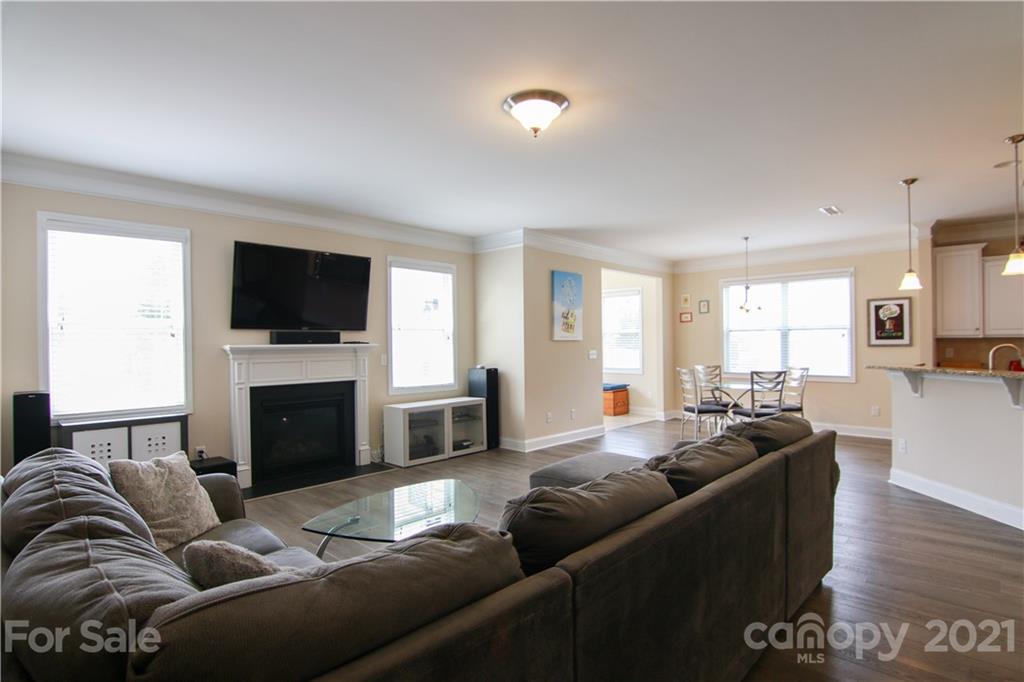 Brandon Oaks - Residential