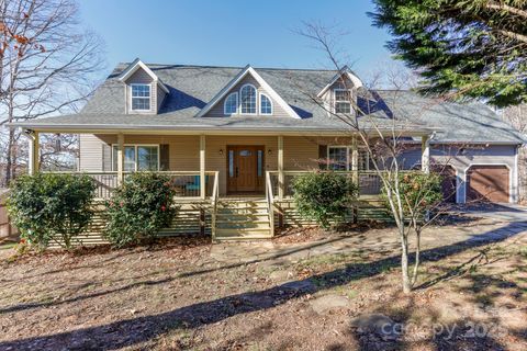 A home in Tryon