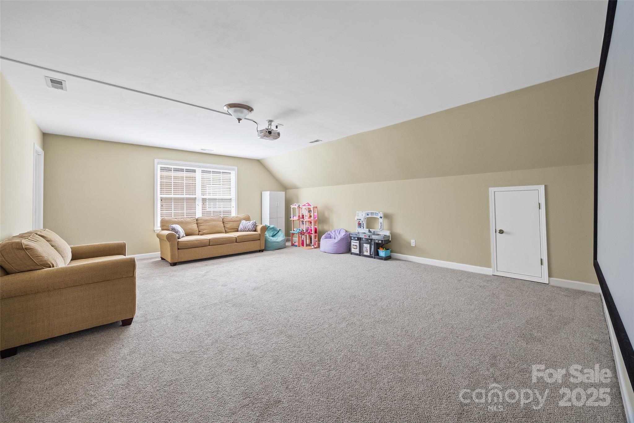 Lake Ridge - Residential