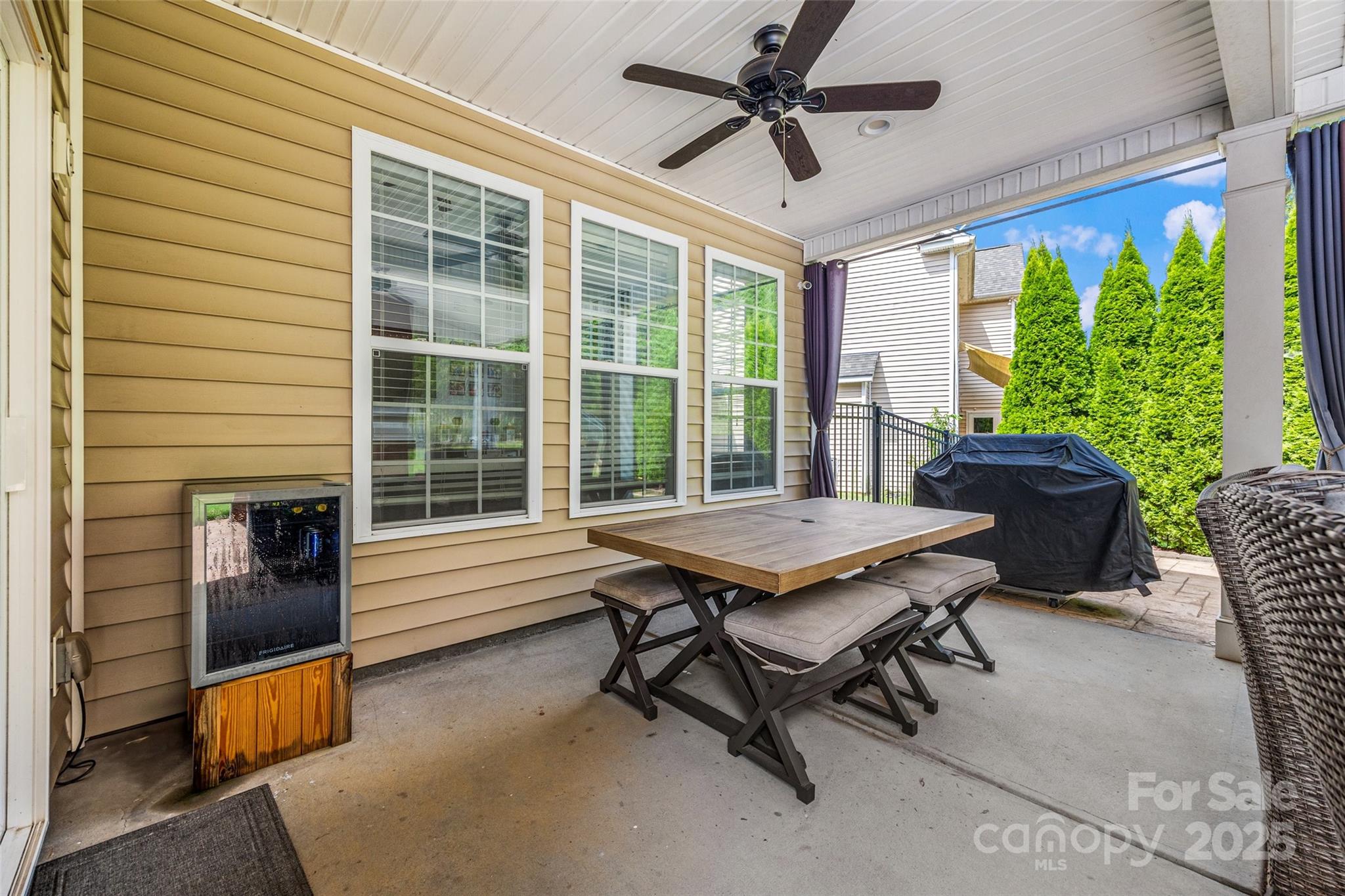 Lake Ridge - Residential