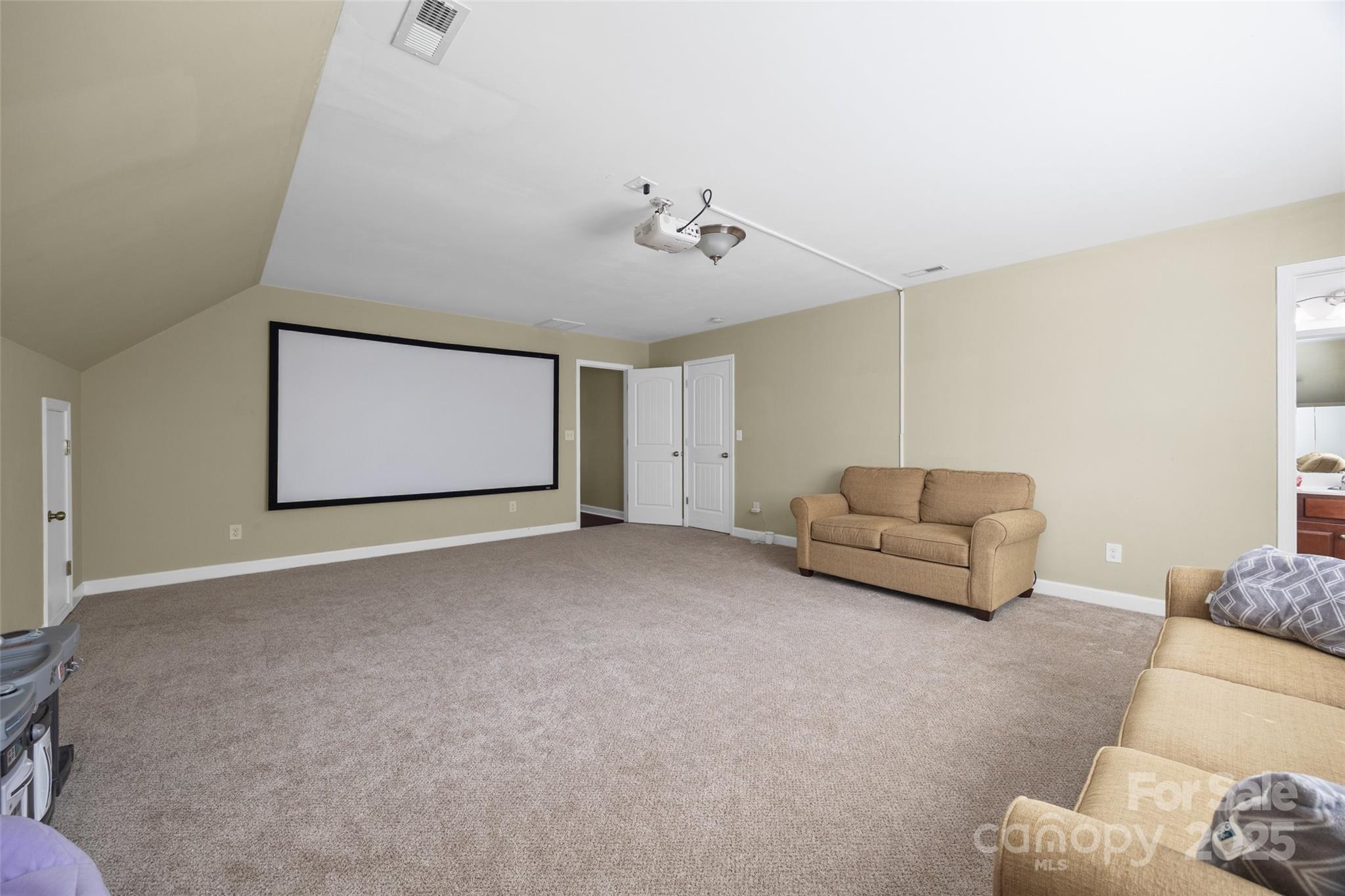 Lake Ridge - Residential