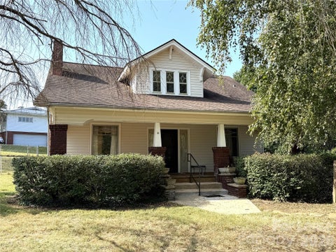 Photo of 16 Elk Mountain Road, Asheville, NC 28804 (MLS # 4426322)