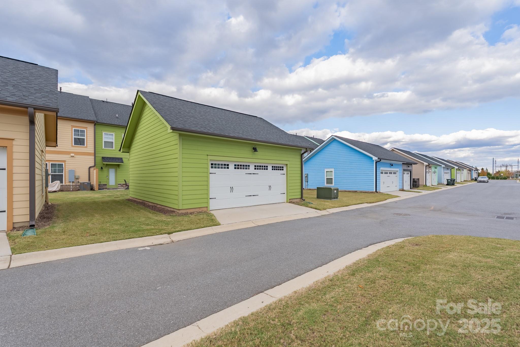 Riverwalk - Residential