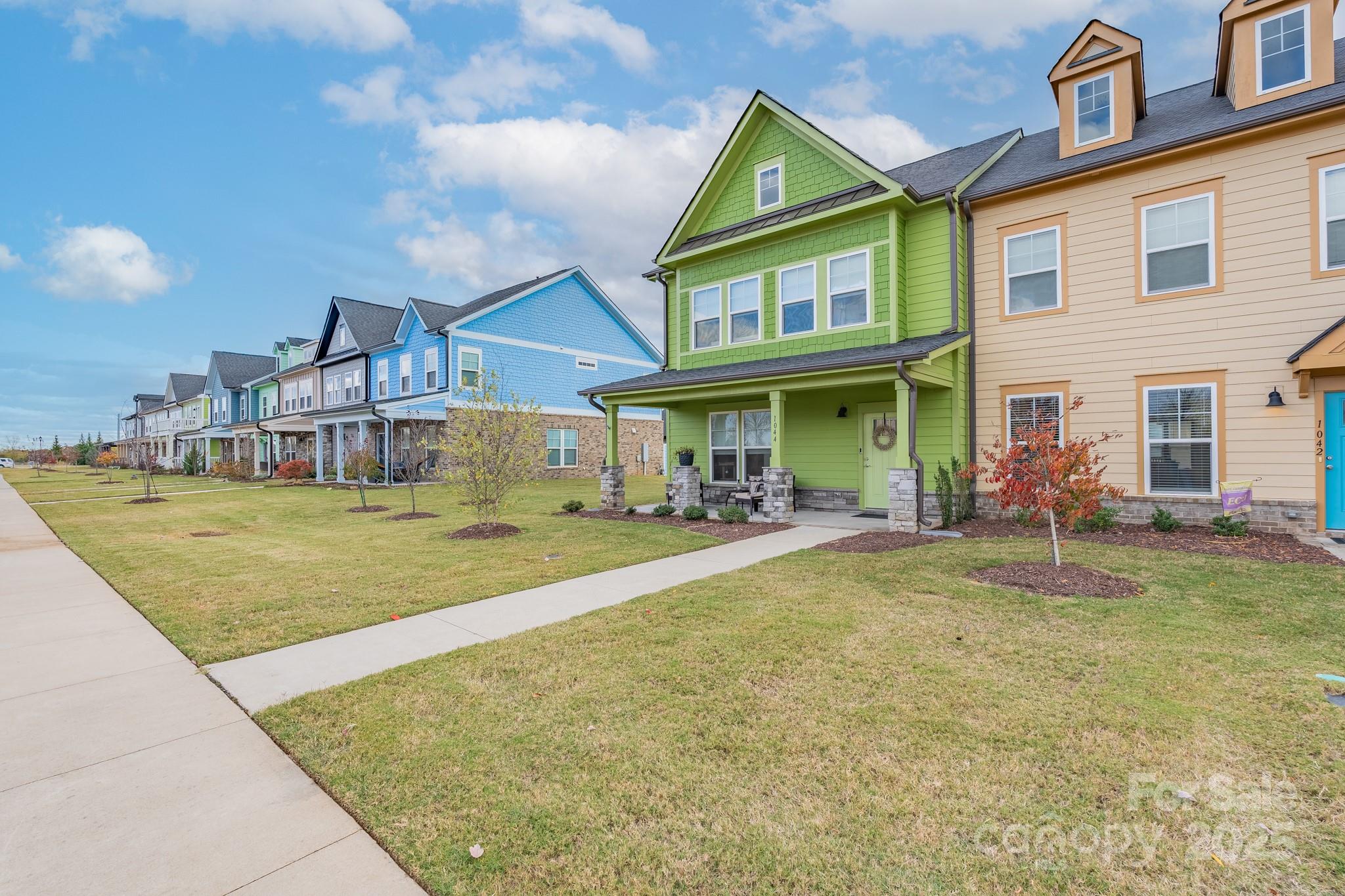 Riverwalk - Residential