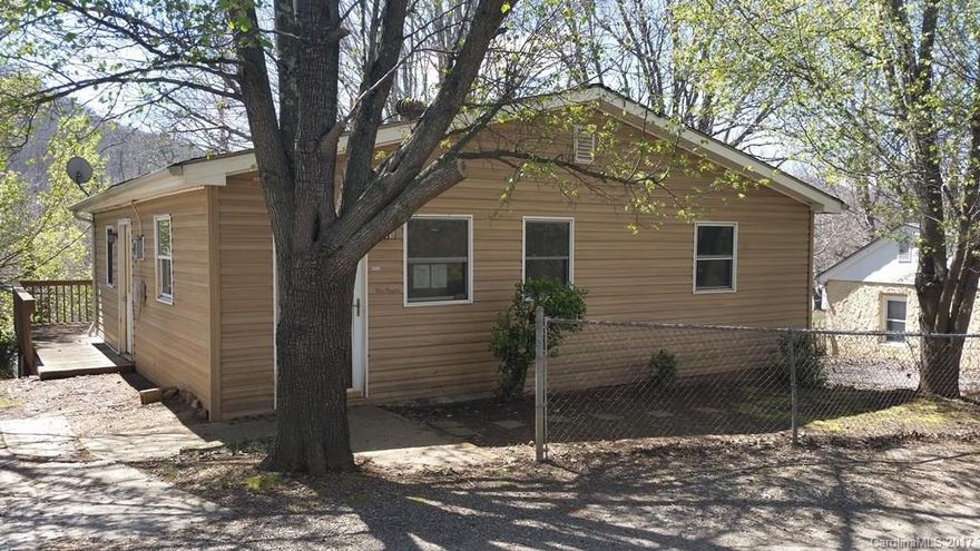 3 bed/1 bath home convenient to Asheville and Black Mountain. Home features eat-in kitchen, living room, and walk-out basement w/ bedroom and den.  Ready for new owners to update and make their own! Case#381-859560. Insured Escrow. Subject to Appraisal. Seller/listing agent makes no representations or warranties as to property condition. Sold As-Is. Equal Housing Opportunity. Seller may contribute up to 3% for buyer closing costs upon buyer request. Property may contain Lead-Based Paint.
