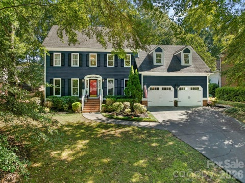 Photo of 9301 Hanover South Trail, Charlotte, NC 28210 (MLS # 4429355)