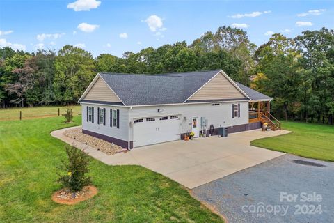 2108 Canaan Church Road Denton NC 27239