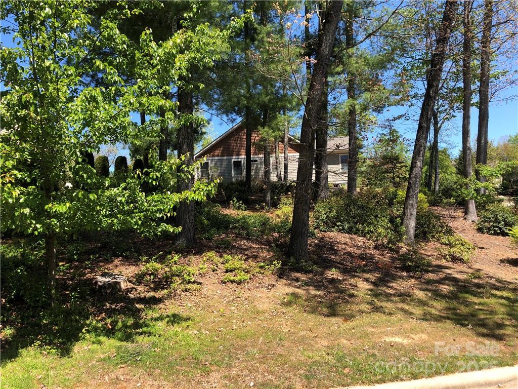 140 Shadowleaf Drive