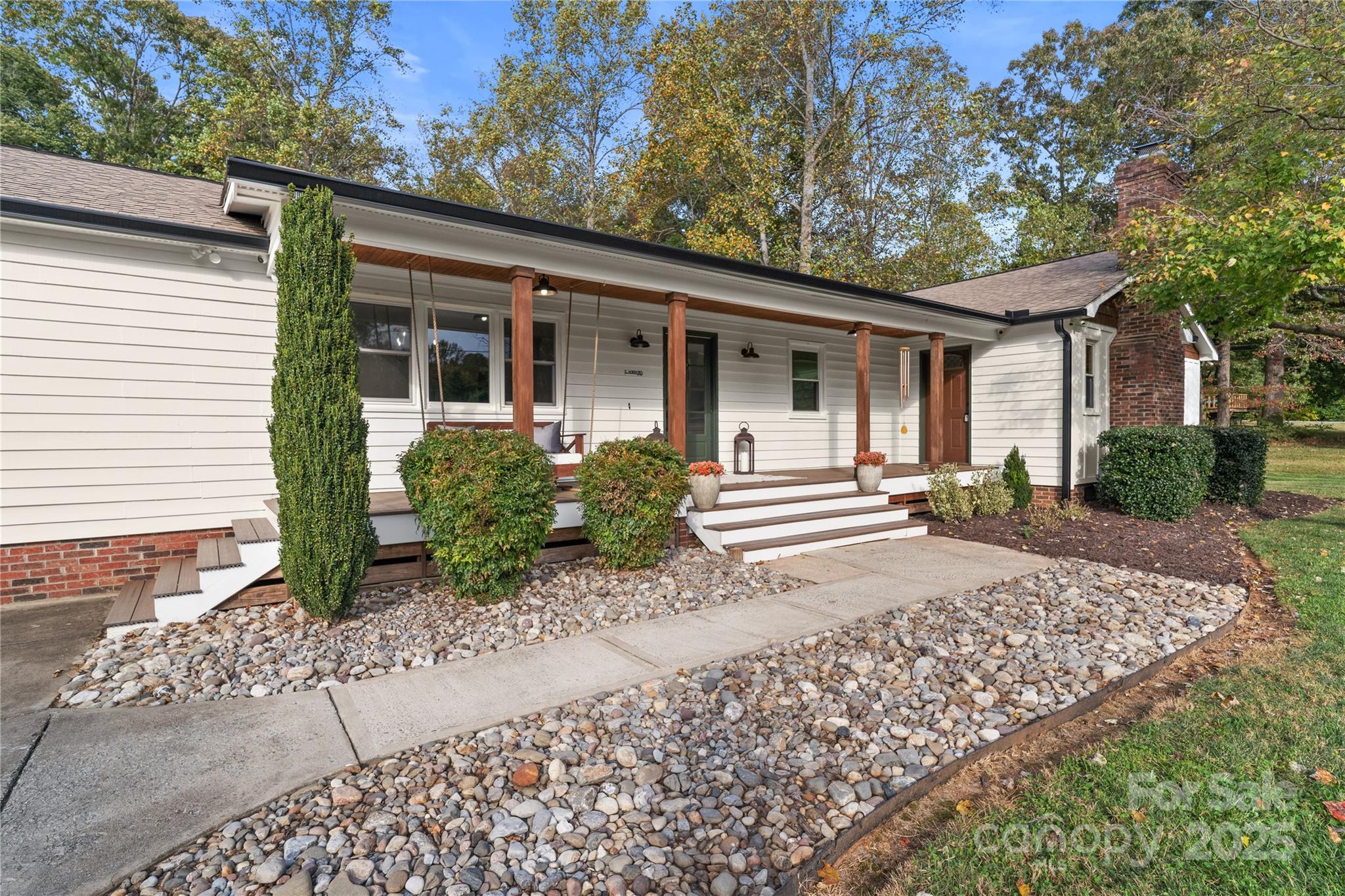 1335 Blacksnake Road