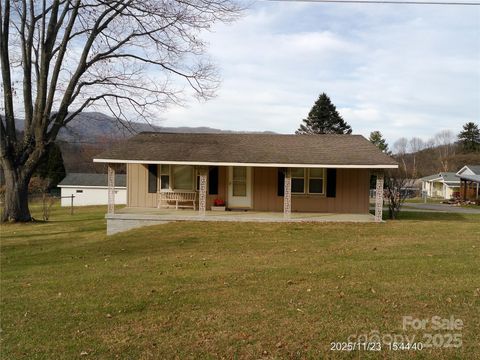 230 Leisure Lane Waynesville NC 28786