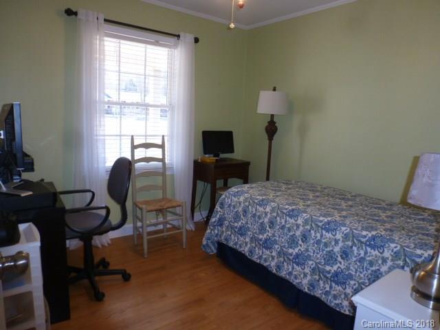 Country Club Heights - Residential