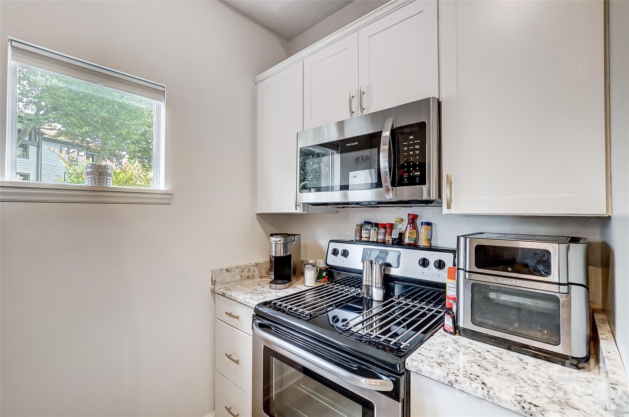 VINEYARD POINT - Residential